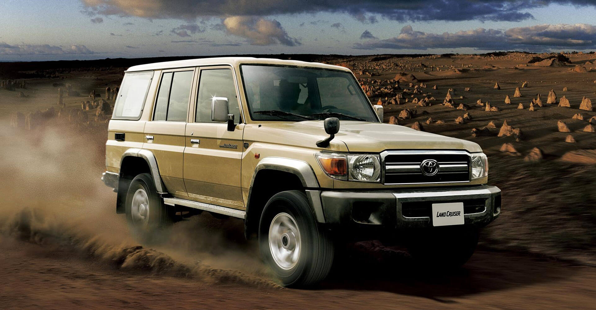 Toyota land cruiser модели