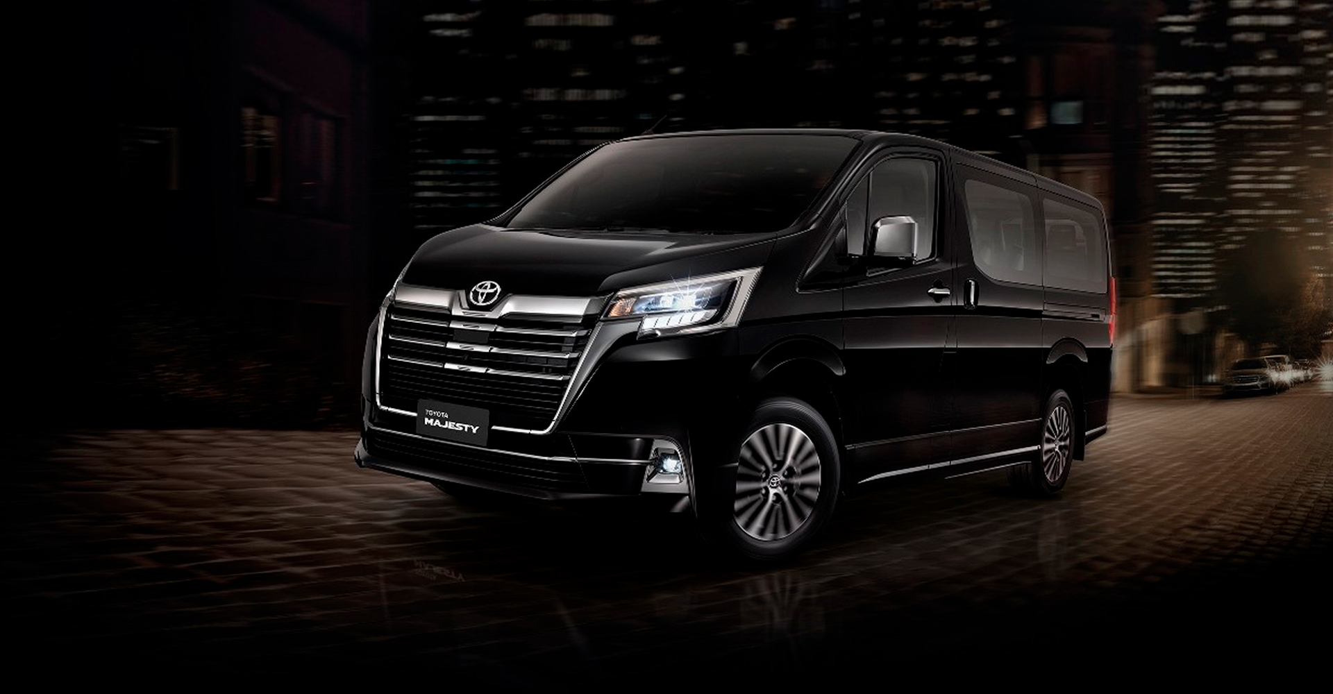 Model majesty. Минивэн Toyota Hiace 2020. Toyota Majesty 2020. Тойота Hiace 2020 VIP. Тойота Хайс микроавтобус 2020.